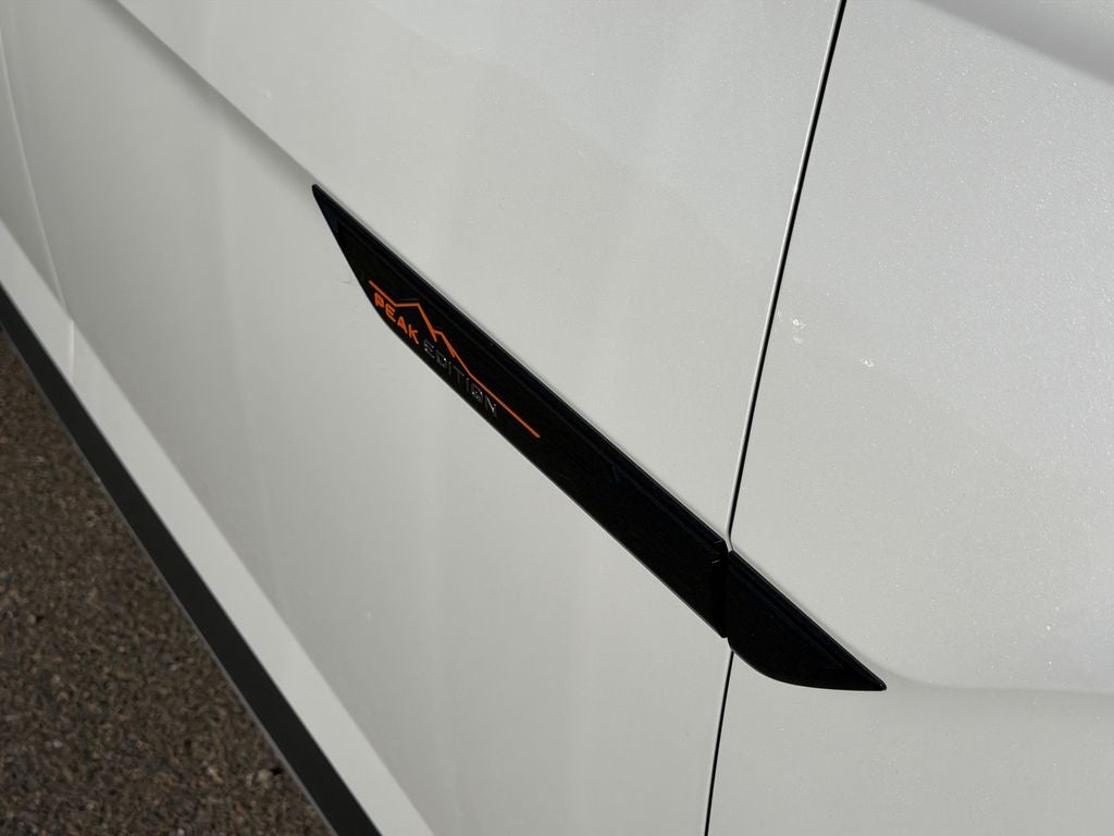 2026 Volkswagen Atlas 2.0T Peak Edition