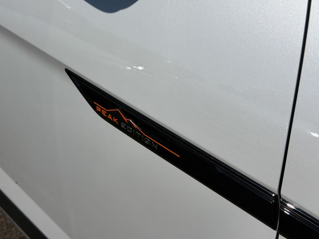 2026 Volkswagen Atlas 2.0T Peak Edition
