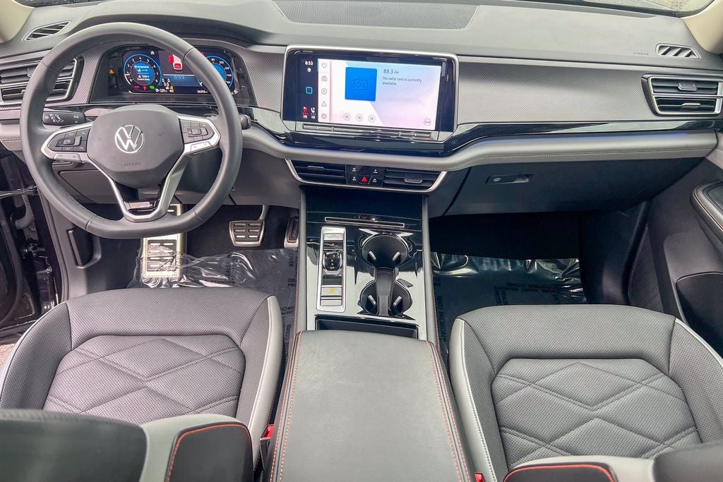 2024 Volkswagen Atlas 2.0T Peak Edition SE w/Technology