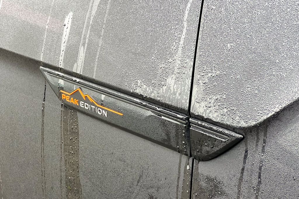 2024 Volkswagen Atlas 2.0T Peak Edition SE w/Technology