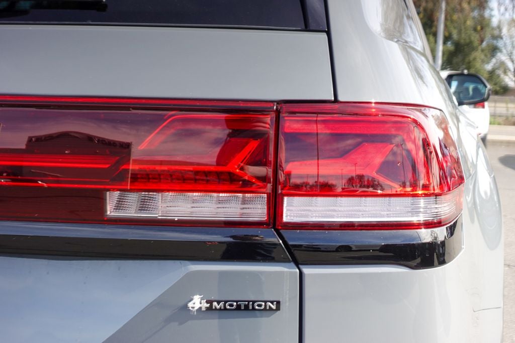 2025 Volkswagen Atlas 2.0T Peak Edition