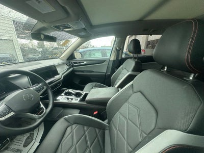 2025 Volkswagen Atlas 2.0T Peak Edition