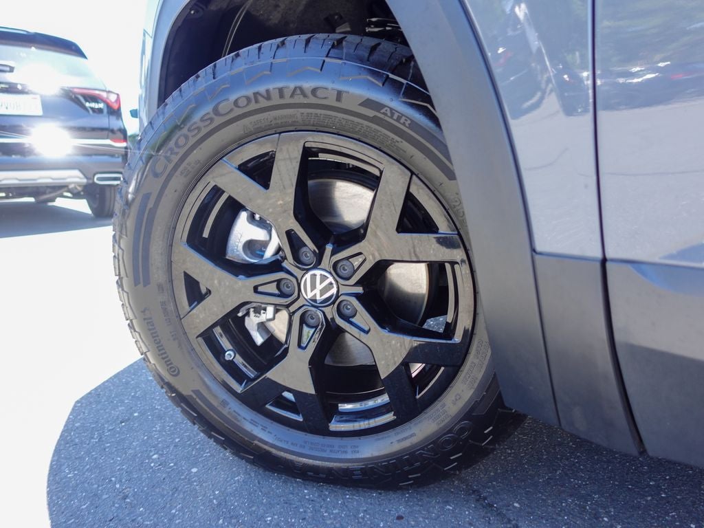 2025 Volkswagen Atlas 2.0T Peak Edition