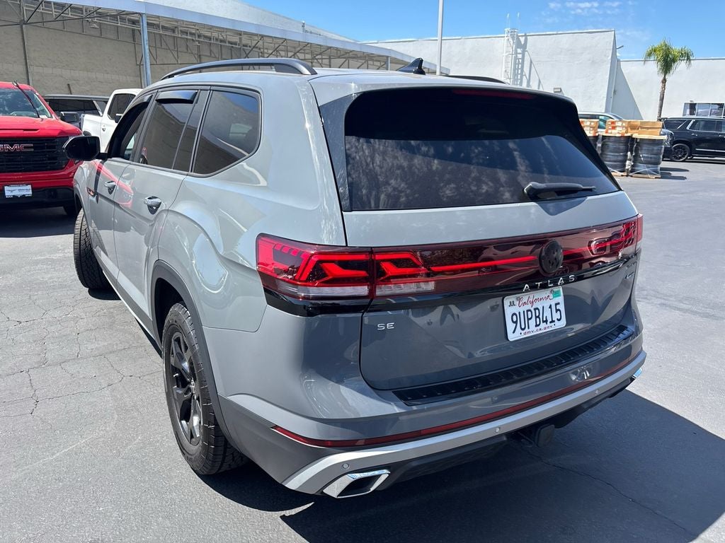 2025 Volkswagen Atlas 2.0T Peak Edition