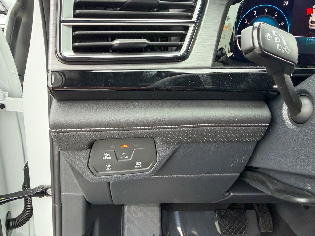 2026 Volkswagen Atlas Cross Sport 2.0T SE