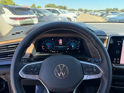 2026 Volkswagen Atlas 2.0T SE