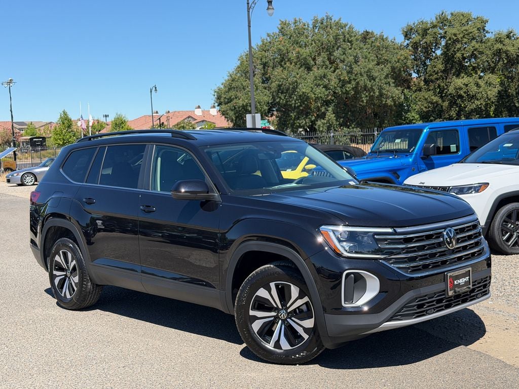 2026 Volkswagen Atlas 2.0T SE