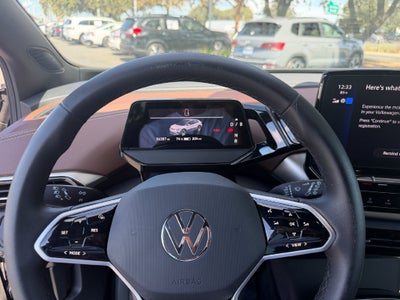 2023 Volkswagen ID.4 Pro