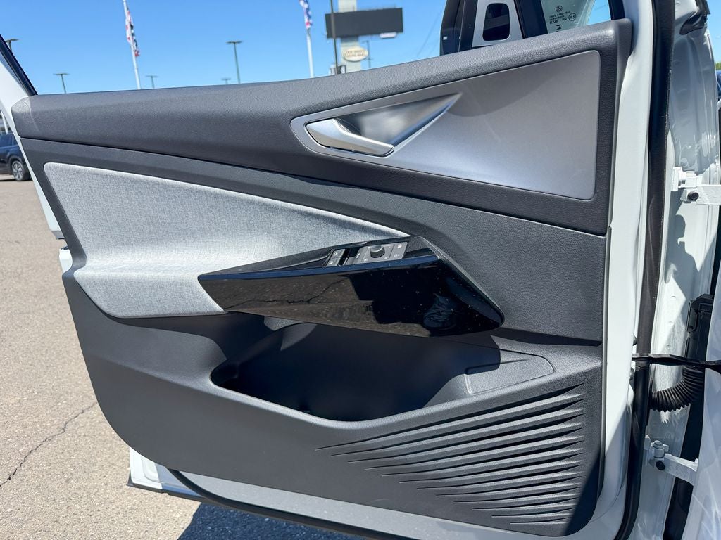 2026 Volkswagen ID.4 Pro