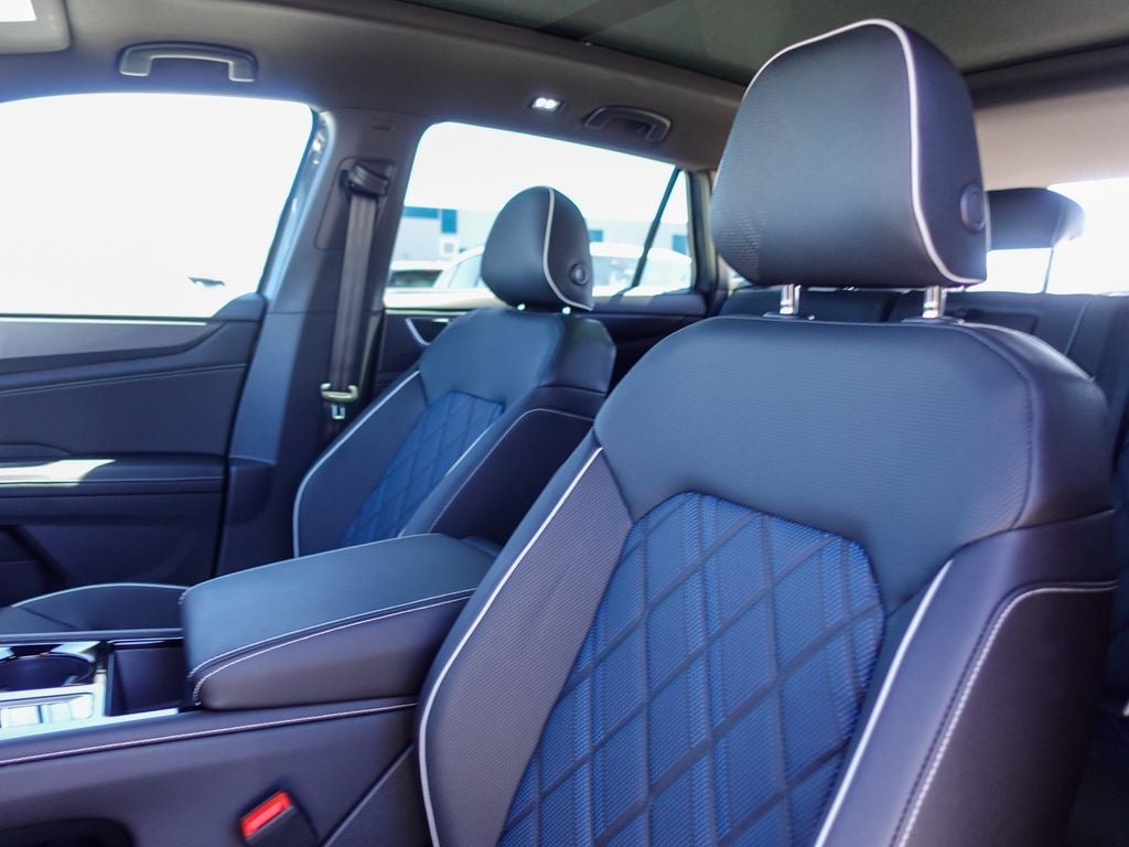 2026 Volkswagen Atlas Cross Sport 2.0T SEL Premium R-Line
