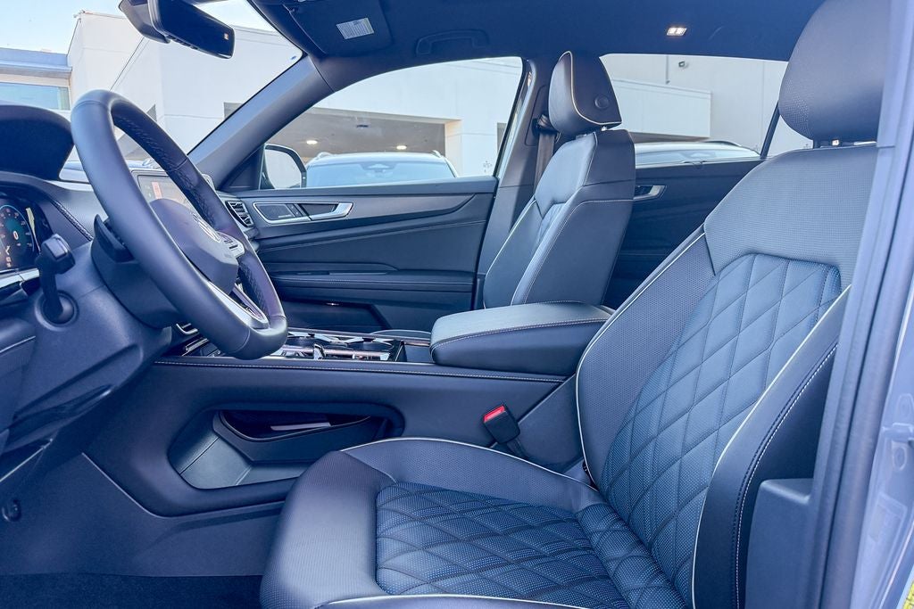 2026 Volkswagen Atlas Cross Sport 2.0T SEL Premium R-Line