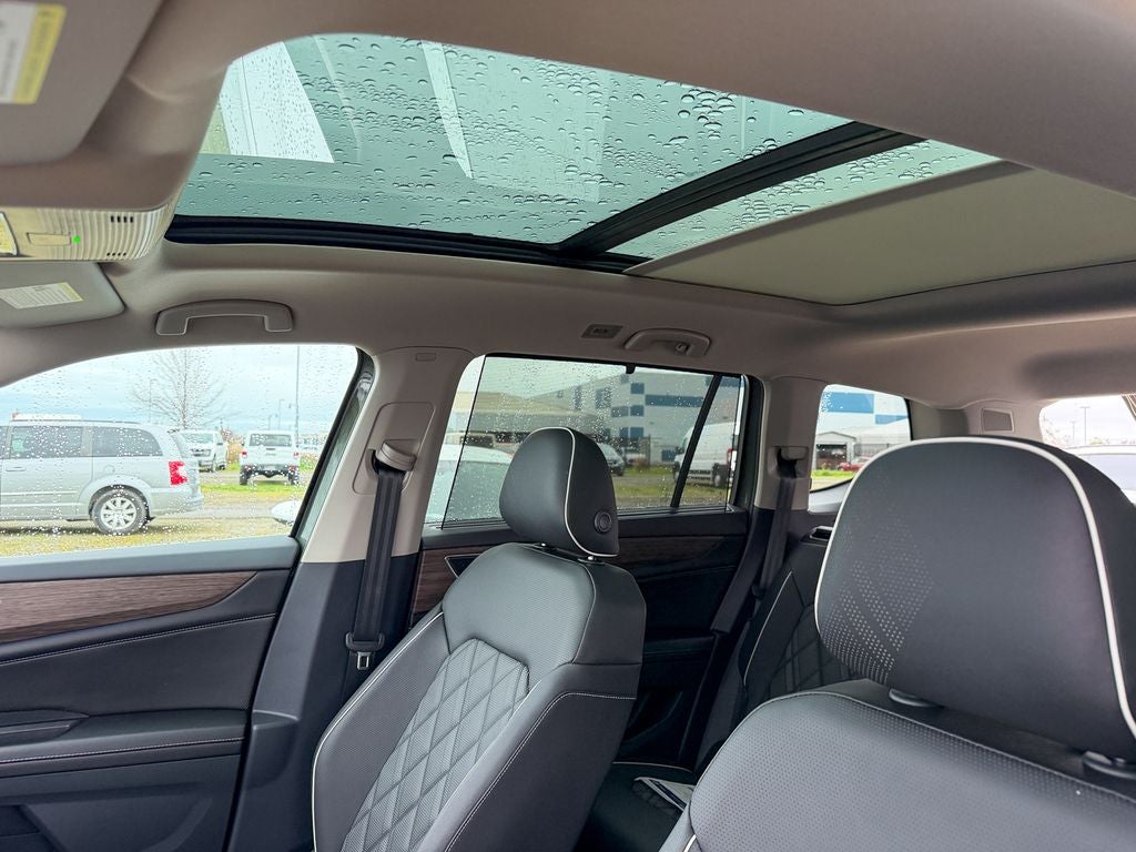 2026 Volkswagen Atlas 2.0T SEL Premium R-Line