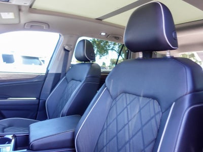 2024 Volkswagen Atlas 2.0T SEL Premium R-Line