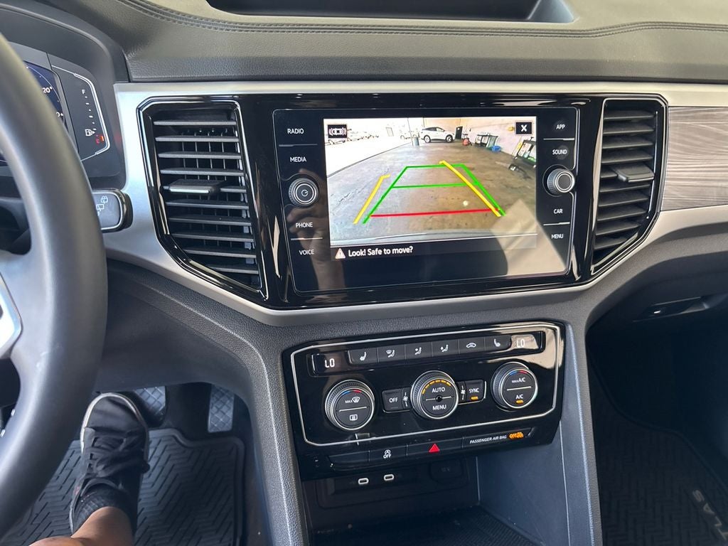 2022 Volkswagen Atlas Cross Sport 3.6L V6 SE w/Technology