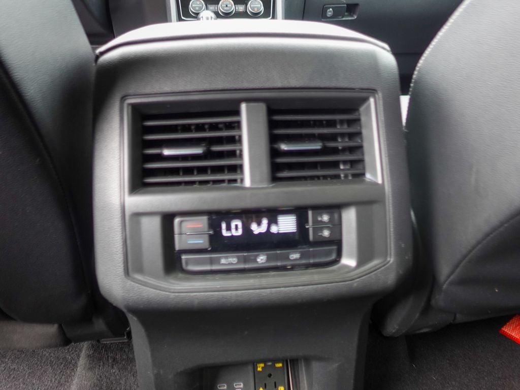 2022 Volkswagen Atlas 2.0T SE w/Technology
