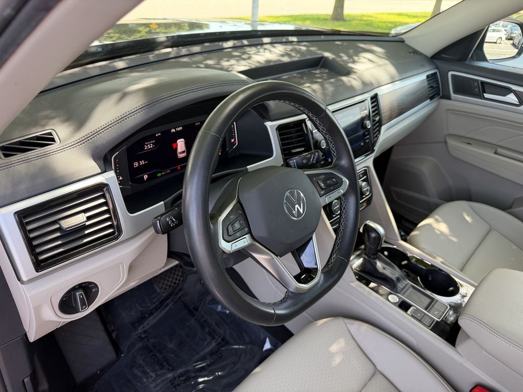 2022 Volkswagen Atlas 3.6L V6 SE w/Technology