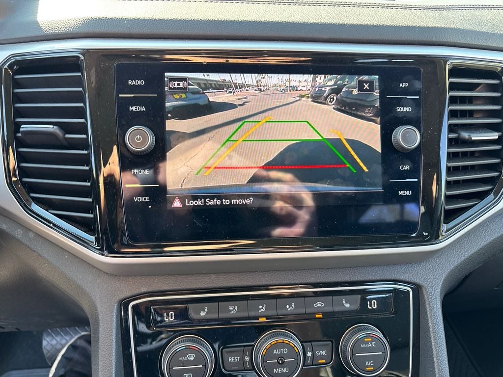 2023 Volkswagen Atlas 3.6L V6 SE w/Technology