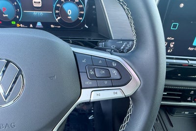 2026 Volkswagen Atlas Cross Sport 2.0T SE w/Technology