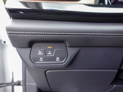 2025 Volkswagen Atlas 2.0T SE