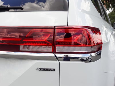 2025 Volkswagen Atlas 2.0T SE