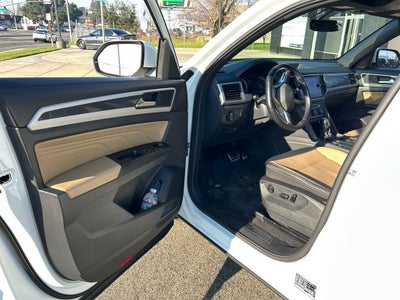 2021 Volkswagen Atlas Cross Sport 3.6L V6 SE w/Technology R-Line
