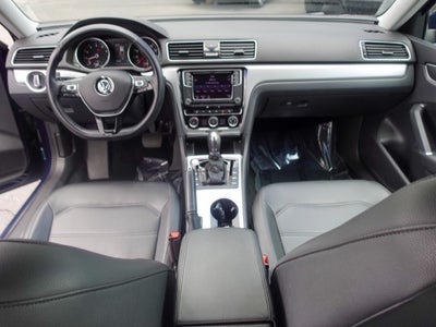 2019 Volkswagen Passat 2.0T Wolfsburg