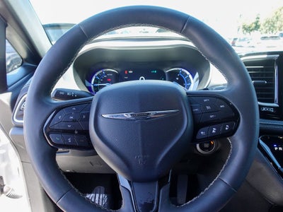 2024 Chrysler Pacifica Hybrid Select S Appearance