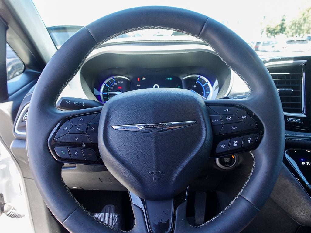 2024 Chrysler Pacifica Hybrid Select S Appearance