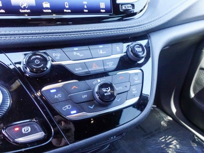2024 Chrysler Pacifica Hybrid Select S Appearance