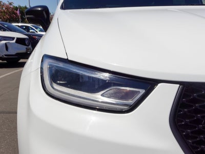 2024 Chrysler Pacifica Hybrid Select S Appearance
