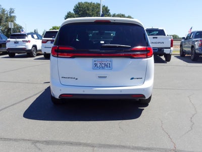2024 Chrysler Pacifica Hybrid Select S Appearance