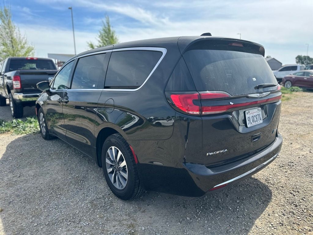 2024 Chrysler Pacifica Hybrid Select