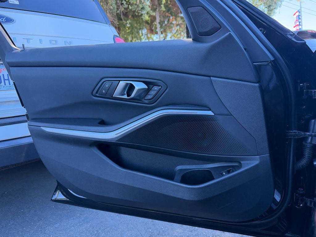 2024 BMW 3 Series 330i