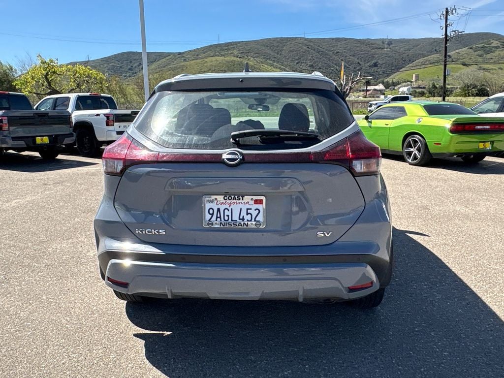 2022 Nissan Kicks SV