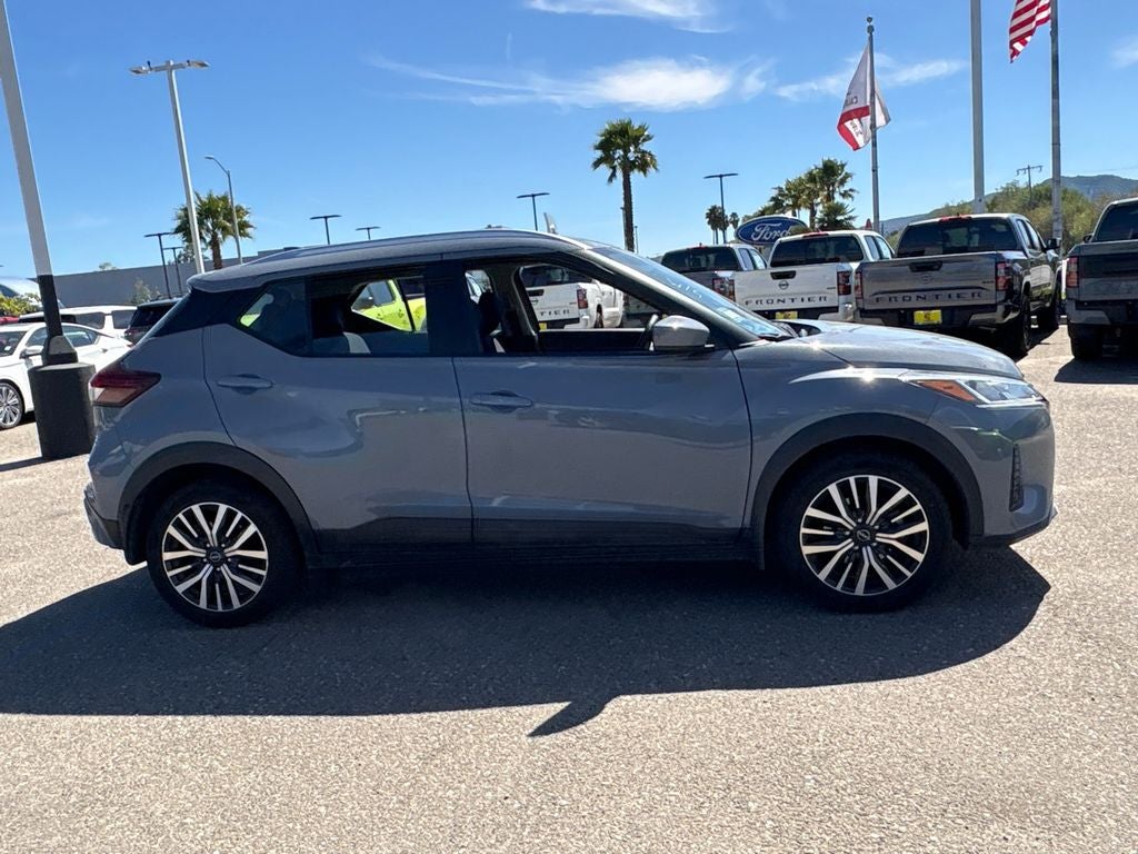 2022 Nissan Kicks SV