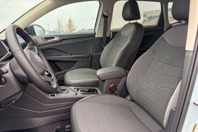 2026 Volkswagen Taos 1.5T SE Black