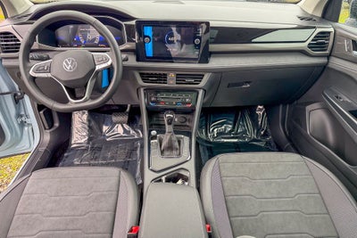 2026 Volkswagen Taos 1.5T SE Black