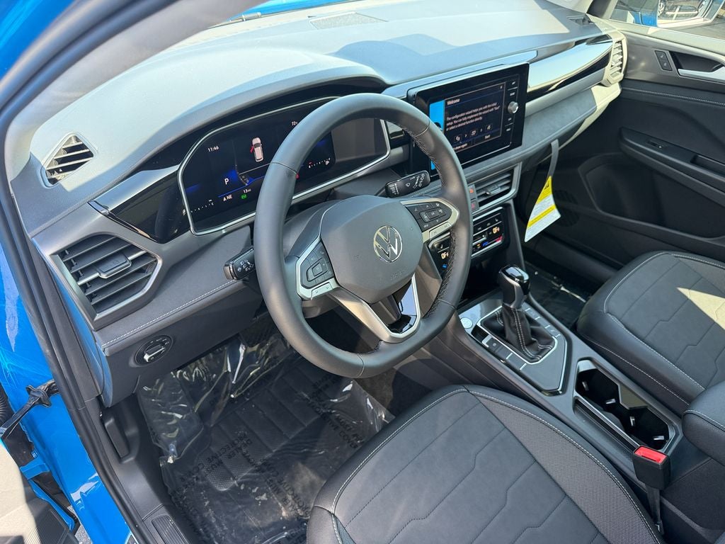 2026 Volkswagen Taos 1.5T SE Black