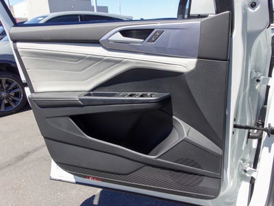 2026 Volkswagen Taos 1.5T SEL