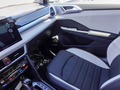 2026 Volkswagen Taos 1.5T SEL