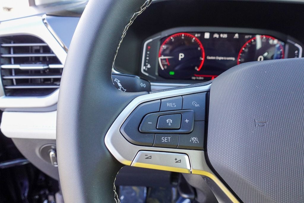 2025 Volkswagen Taos 1.5T SEL