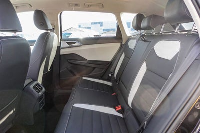 2025 Volkswagen Taos 1.5T SEL