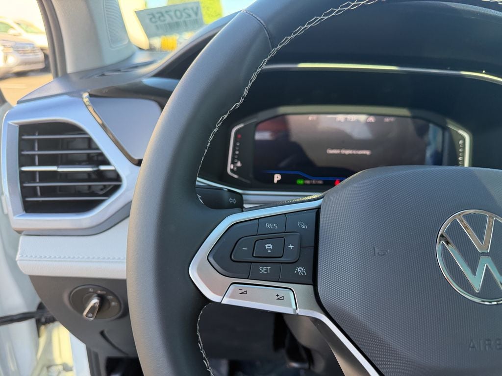 2026 Volkswagen Taos 1.5T SEL