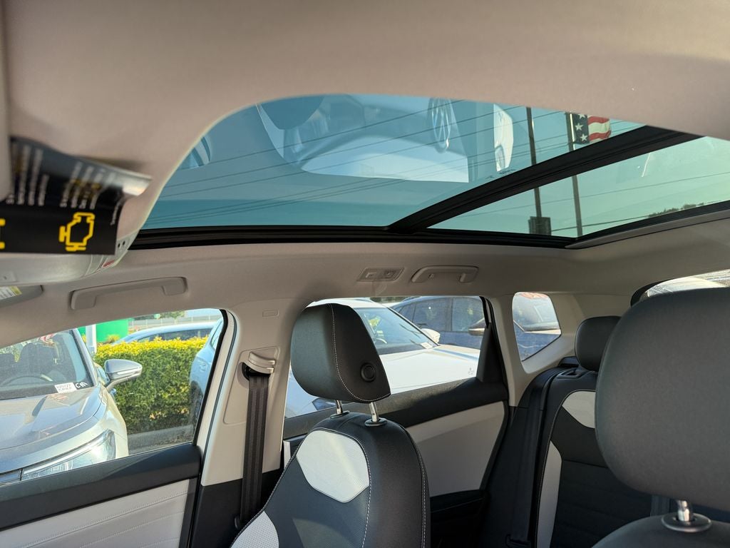 2026 Volkswagen Taos 1.5T SEL