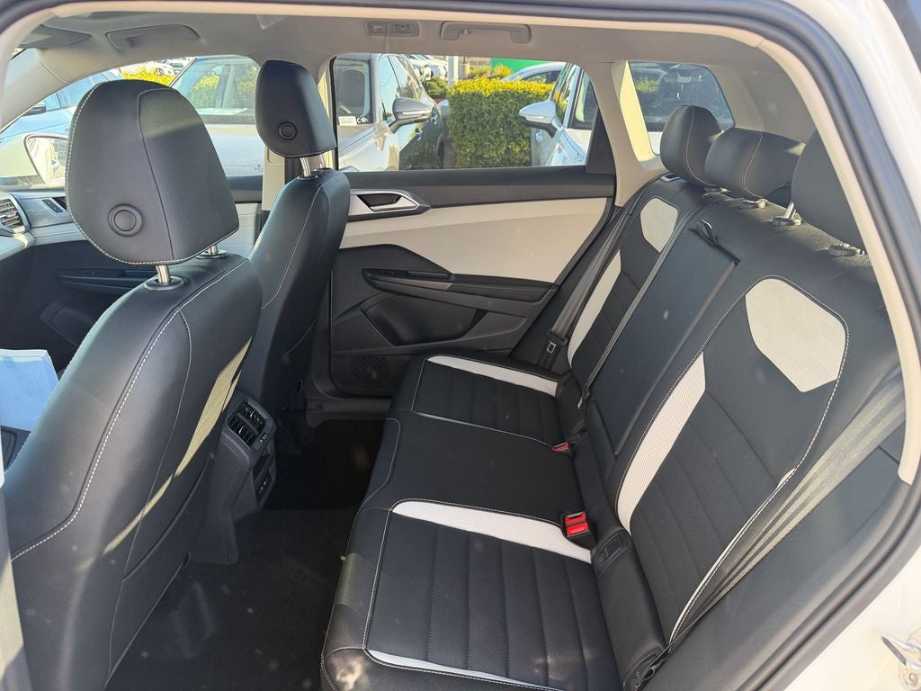 2026 Volkswagen Taos 1.5T SEL