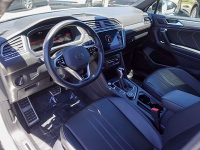 2024 Volkswagen Tiguan 2.0T SE R-Line Black