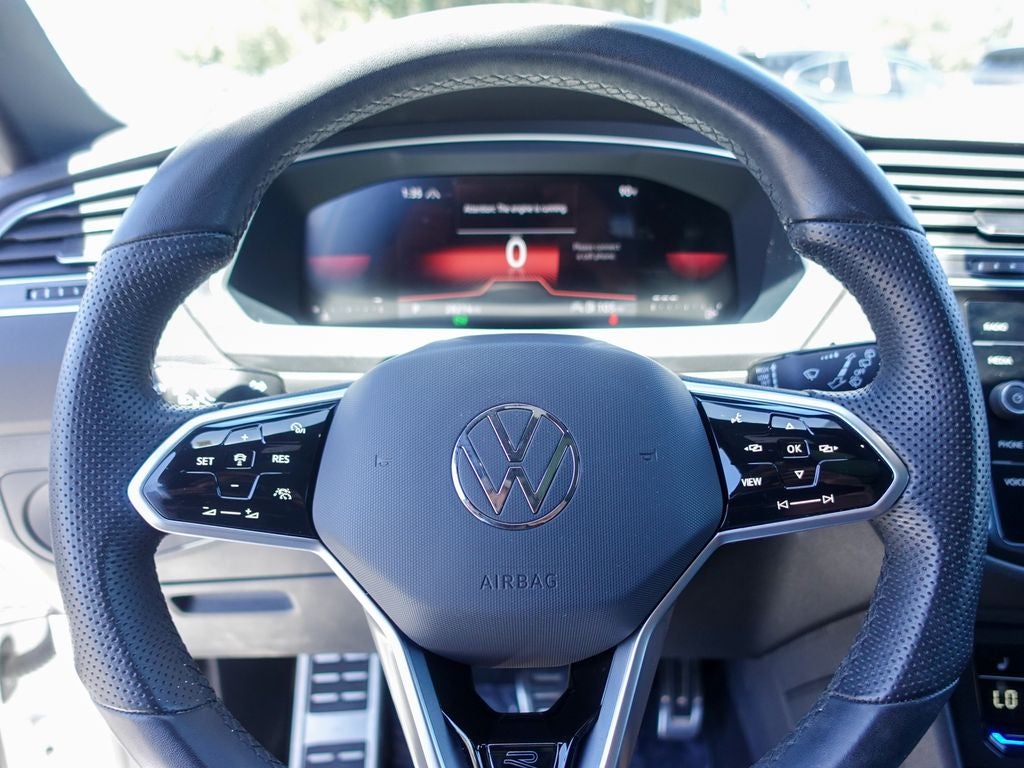 2024 Volkswagen Tiguan 2.0T SE R-Line Black