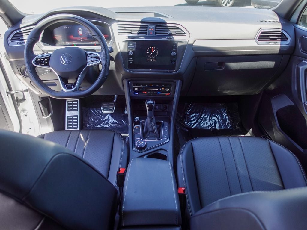 2024 Volkswagen Tiguan 2.0T SE R-Line Black