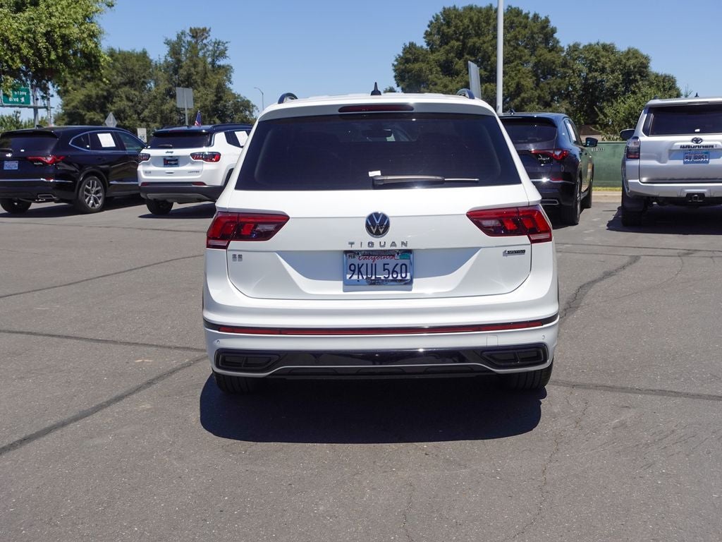 2024 Volkswagen Tiguan 2.0T SE R-Line Black