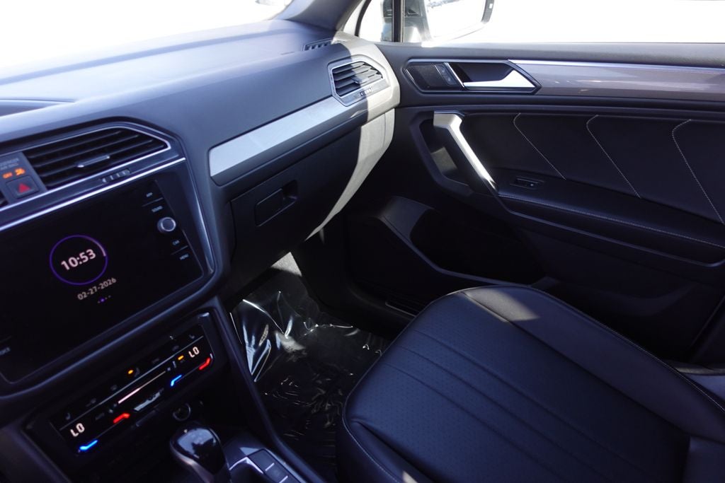 2022 Volkswagen Tiguan 2.0T SE R-Line Black